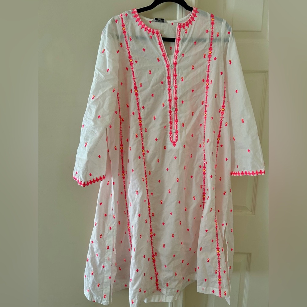 Pakistani sapphire White Cream Embellished Buttoned Long Sleeve Kurti